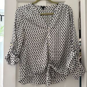 Ann Taylor silky blue and white patterned blouse - size Small